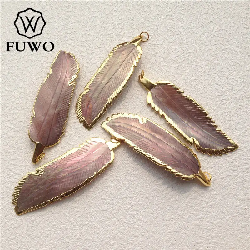 

FUWO Wholesale Natural Shell Feather Pendant With 24K Gold Electroplate Edge Sea Shells Hand Carved Jewelry For Women PD502