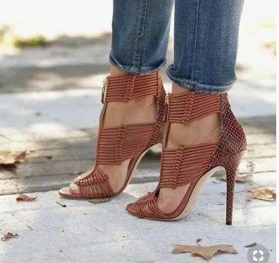 Women Brown Narrow Band Peep Toe Sandals Fashion Zipper 11cm High Thin Heel Dress Shoes Summer Hollow Out Gladiator Sandals
Women Brown Narrow Band Peep Toe Sandals Fashion Zipper 11cm High Thin Heel Dress Shoes Summer Hollow Out Gladiator Sandals
