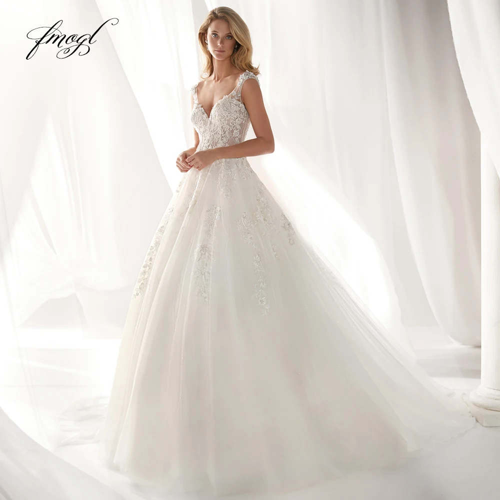 Fmogl Vestido De Noiva Sweetheart A Line Wedding Dress 2022 Sexy Backless Appliques Beaded Court Train Tulle Bride Gown
Fmogl Vestido De Noiva Sweetheart A Line Wedding Dress 2022 Sexy Backless Appliques Beaded Court Train Tulle Bride Gown