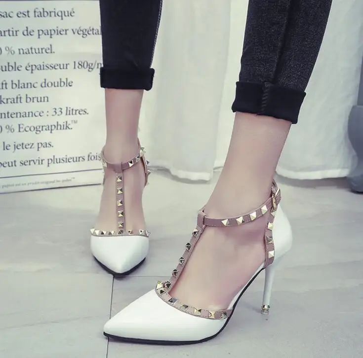 2019 NEW woman High heels shoes Ladies Sexy Pointed Toe women pumps Buckle rivets nude heels shoes free shipping
2019 NEW woman High heels shoes Ladies Sexy Pointed Toe women pumps Buckle rivets nude heels shoes free shipping