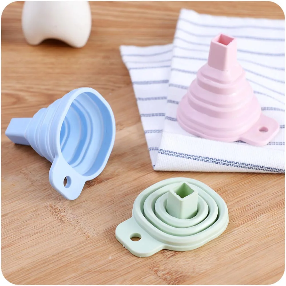 3 pcs Random Color Mini Silicone Gel Foldable Collapsible Style Funnel Hopper Kitchen Cooking Tools for Wine Oil Liquid soap
3 pcs Random Color Mini Silicone Gel Foldable Collapsible Style Funnel Hopper Kitchen Cooking Tools for Wine Oil Liquid soap
