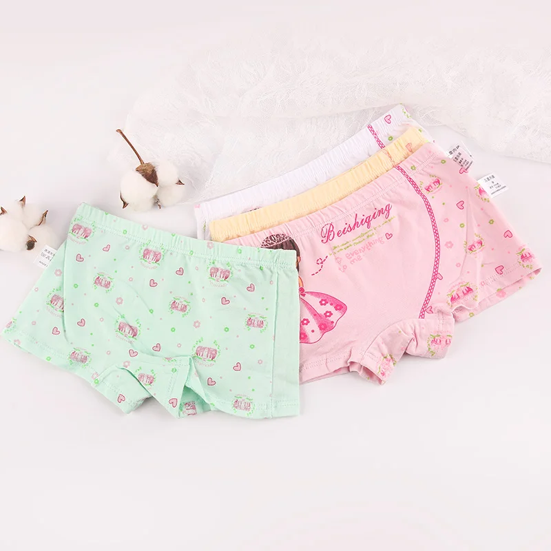 Children's underwear 2-5-8-12 years old girl's boxer shorts pants middle and small children's shorts head cotton underwear
Children's underwear 2-5-8-12 years old girl's boxer shorts pants middle and small children's shorts head cotton underwear