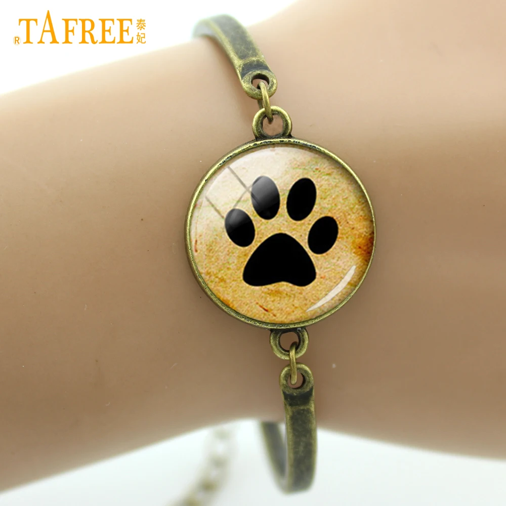 TAFREE Wholesale Charms Jewelry Dog Lovers bracelet My Friend Paw Prints Glass Cabochon Dome for men and women animal gifts B255
TAFREE Wholesale Charms Jewelry Dog Lovers bracelet My Friend Paw Prints Glass Cabochon Dome for men and women animal gifts B255