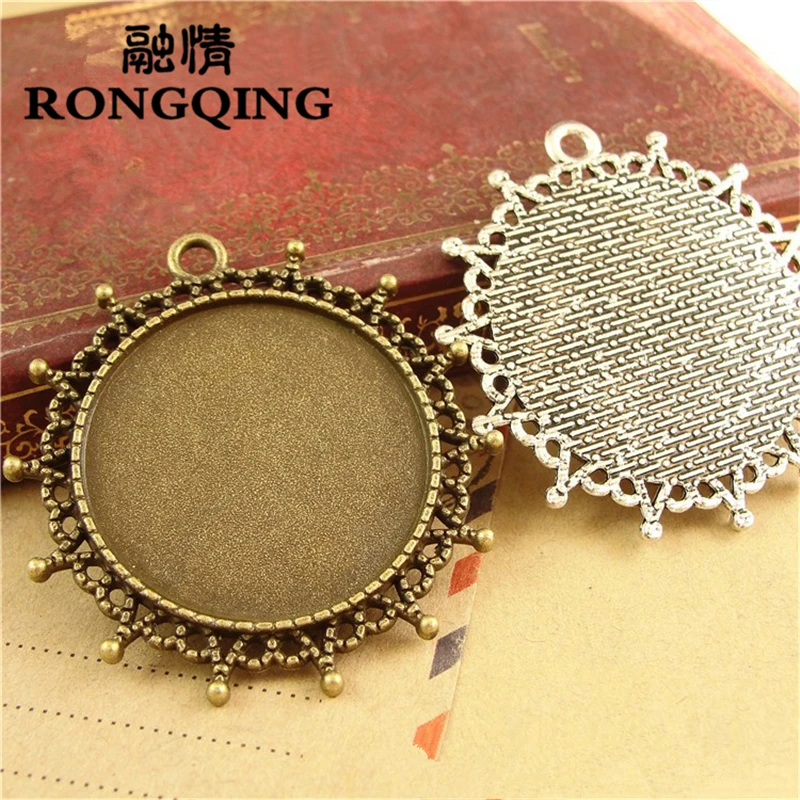 RONGQING Trendy Cameo Lace Pendant 30mm Round Corolla Cameo Base Settings 20pcs/lot
RONGQING Trendy Cameo Lace Pendant 30mm Round Corolla Cameo Base Settings 20pcs/lot