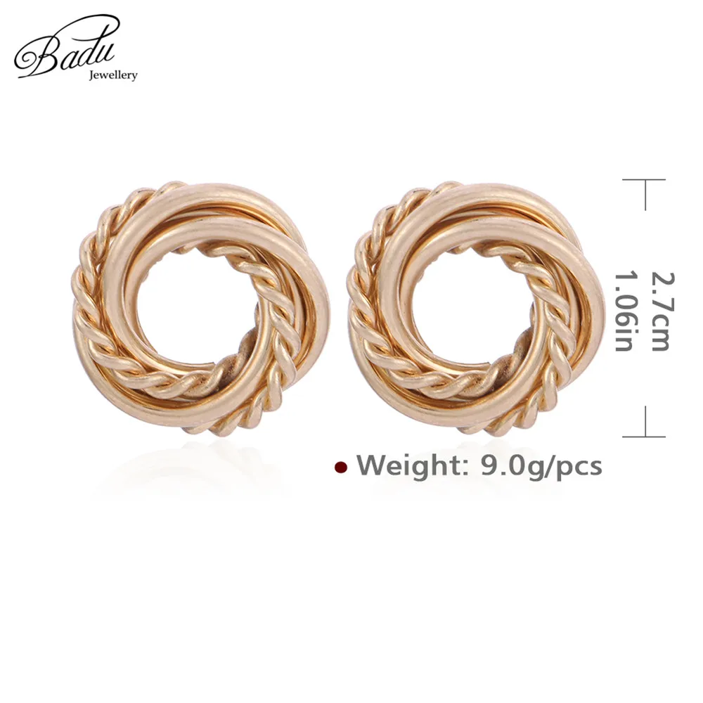 Badu Small Twisted Stud Earring Women Vintage Jewelry Hollowing Metallic Earrings Trendy Fashion Christmas Wholesale
Badu Small Twisted Stud Earring Women Vintage Jewelry Hollowing Metallic Earrings Trendy Fashion Christmas Wholesale