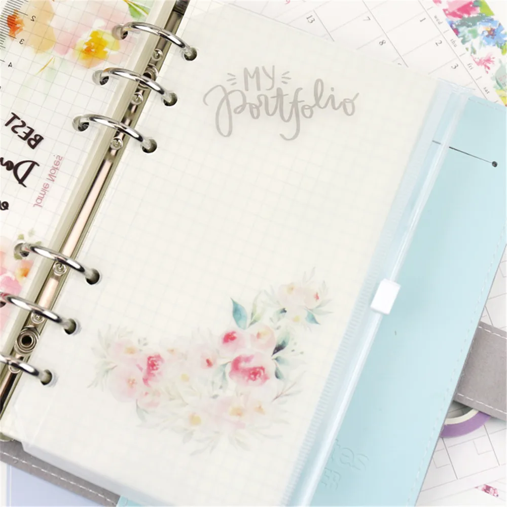 1pc Flower Design A5 A6 File Holder Standard 6 Holes Transparent Loose Leaf Inner Pocket Zipper Filing Product Binder Pouch
1pc Flower Design A5 A6 File Holder Standard 6 Holes Transparent Loose Leaf Inner Pocket Zipper Filing Product Binder Pouch