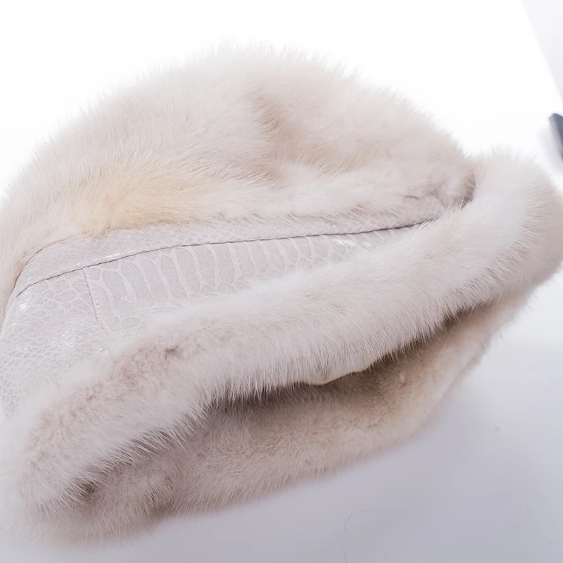 JKP 2018 new real mink fur hat women fashion warm winter mink fur cap girls Christmas gift hat black warm hat DHY18-10
JKP 2018 new real mink fur hat women fashion warm winter mink fur cap girls Christmas gift hat black warm hat DHY18-10