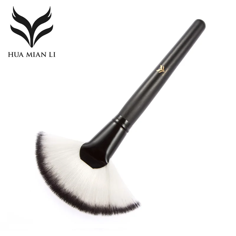 Large Mineral Powder Brush Powder Brush and Blush Brush for Daily Makeup Soft Brush for Large Coverage Loose Powder Brush
Large Mineral Powder Brush Powder Brush and Blush Brush for Daily Makeup Soft Brush for Large Coverage Loose Powder Brush