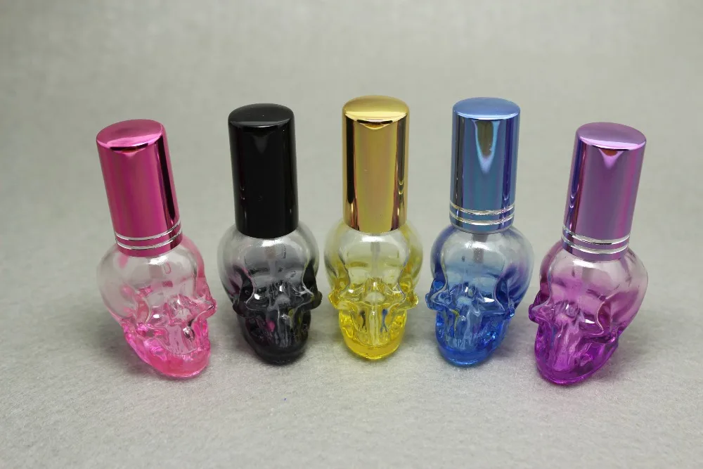8ml New arrival glass perfume spray color skull perfume cool bottles 5pcs/lot
8ml New arrival glass perfume spray color skull perfume cool bottles 5pcs/lot
