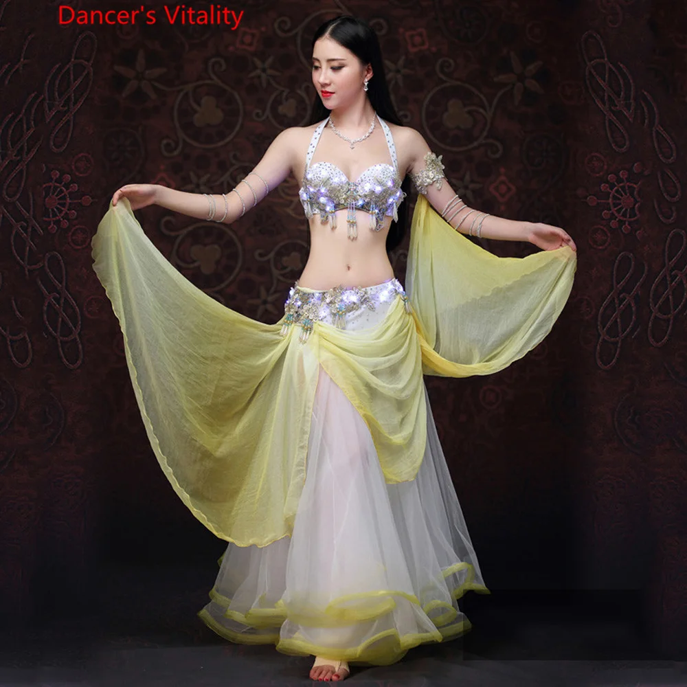2018 New Professional Women Luxury Costume Belly Dance High Quality Bra Belly Dance Costumes Bra Skirt Belly Dance
2018 New Professional Women Luxury Costume Belly Dance High Quality Bra Belly Dance Costumes Bra Skirt Belly Dance