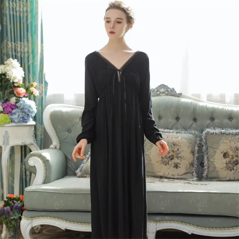 Spring Womens Cotton Elegant V-Neck Backless Long Nightgowns Female Princess Sleeping Home Dress Lady Sexy Nightdress AD242
Spring Womens Cotton Elegant V-Neck Backless Long Nightgowns Female Princess Sleeping Home Dress Lady Sexy Nightdress AD242