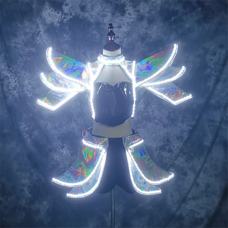 P40 Party show wears silver mirror stage dress women led costumes luminous light mirror skirt glowing led outfits robot suit dj
P40 Party show wears silver mirror stage dress women led costumes luminous light mirror skirt glowing led outfits robot suit dj