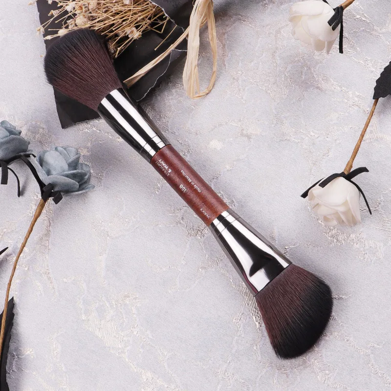 1pcs Double-head Multi-function Loose Powder Makeup Brush Blush Repair Capacity Brush Professional Make-up Tools
1pcs Double-head Multi-function Loose Powder Makeup Brush Blush Repair Capacity Brush Professional Make-up Tools