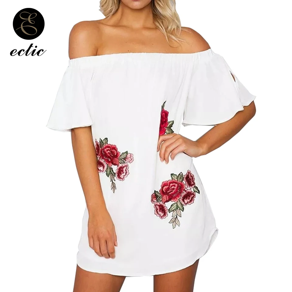 Sexy Women Floral Embroidery Dress Off Shoulder Sukienka Summer Boho Dress Short Sleeve Slip Strapless Beach Style Dress Ruffle
Sexy Women Floral Embroidery Dress Off Shoulder Sukienka Summer Boho Dress Short Sleeve Slip Strapless Beach Style Dress Ruffle
