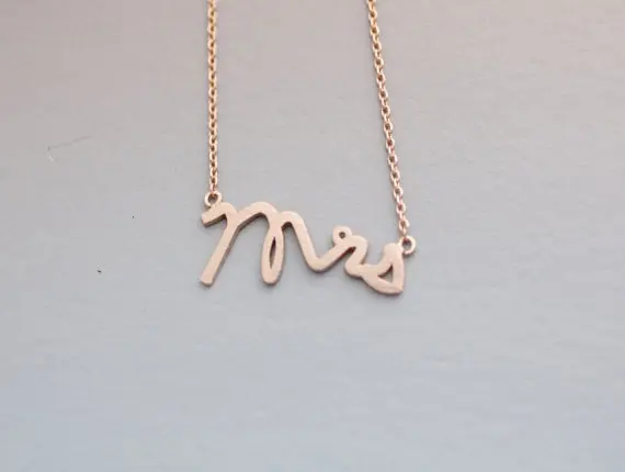 Initials Mrs Pendant Necklaces For Women Chic Tiny Initials Mrs Necklace 30pcs/lot
Initials Mrs Pendant Necklaces For Women Chic Tiny Initials Mrs Necklace 30pcs/lot