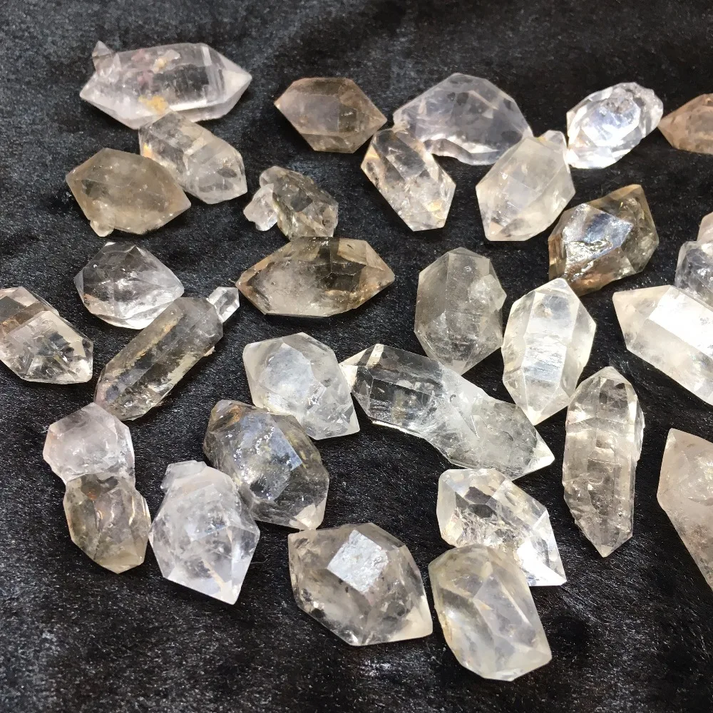 2pcs Amazing natural stones and minerals herkimer diamond raw gemstone reiki healing crystals spiritual practice energy stone
2pcs Amazing natural stones and minerals herkimer diamond raw gemstone reiki healing crystals spiritual practice energy stone
