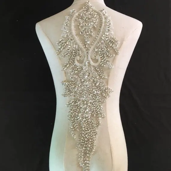 Deluxe Large Rhinestone Bodice Applique For Haute Couture For Wedding Veil Heavy Crystal Bead Applique Bridal Accessories 1piece
Deluxe Large Rhinestone Bodice Applique For Haute Couture For Wedding Veil Heavy Crystal Bead Applique Bridal Accessories 1piece