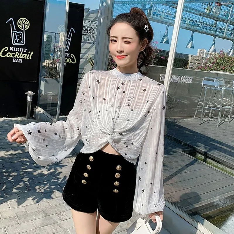 Hot Sale High Street Women Chiffon Top Shirt Star Printing Long Lantern Sleeve Shirt Hem Knot See Through Sexy Short Blouse
Hot Sale High Street Women Chiffon Top Shirt Star Printing Long Lantern Sleeve Shirt Hem Knot See Through Sexy Short Blouse