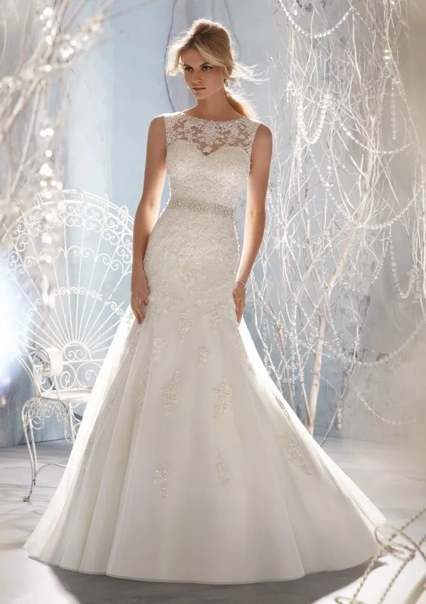Кружевное свадебное платье-Русалка с аппликацией белое/цвета слоновой кости |