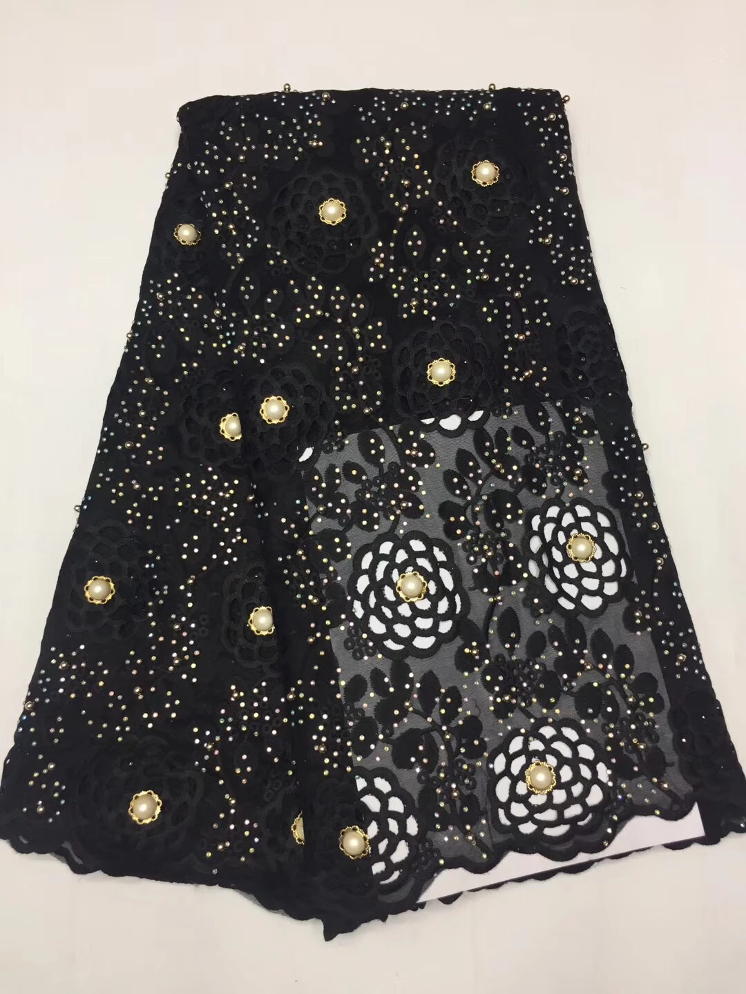 African lace fabric 2018 high-quality lace embroidery fabric French tulle lace fabric wedding dress DJ2270
African lace fabric 2018 high-quality lace embroidery fabric French tulle lace fabric wedding dress DJ2270