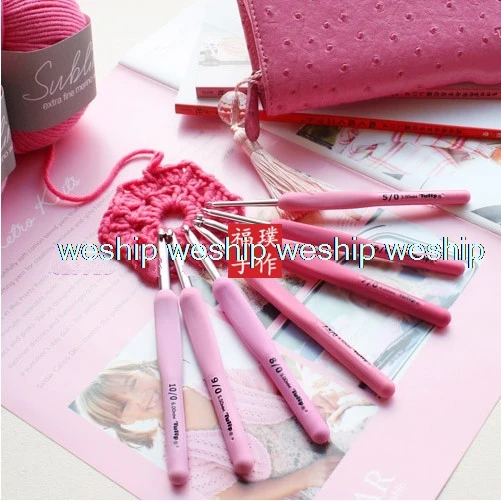 Japan ETIMO Hiroshima Rose crochet / wool crochet 1 order=1pc (NO.2/3/4/5/6/7/7.5/8/9/10/10.5)
Japan ETIMO Hiroshima Rose crochet / wool crochet 1 order=1pc (NO.2/3/4/5/6/7/7.5/8/9/10/10.5)