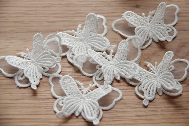 10 шт./лот белая ткань из органзы с вышивкой кружевная одежда 3D аппликация для платья с бабочками цветами
10 шт./лот белая ткань из органзы с вышивкой кружевная одежда 3D аппликация для платья с бабочками цветами