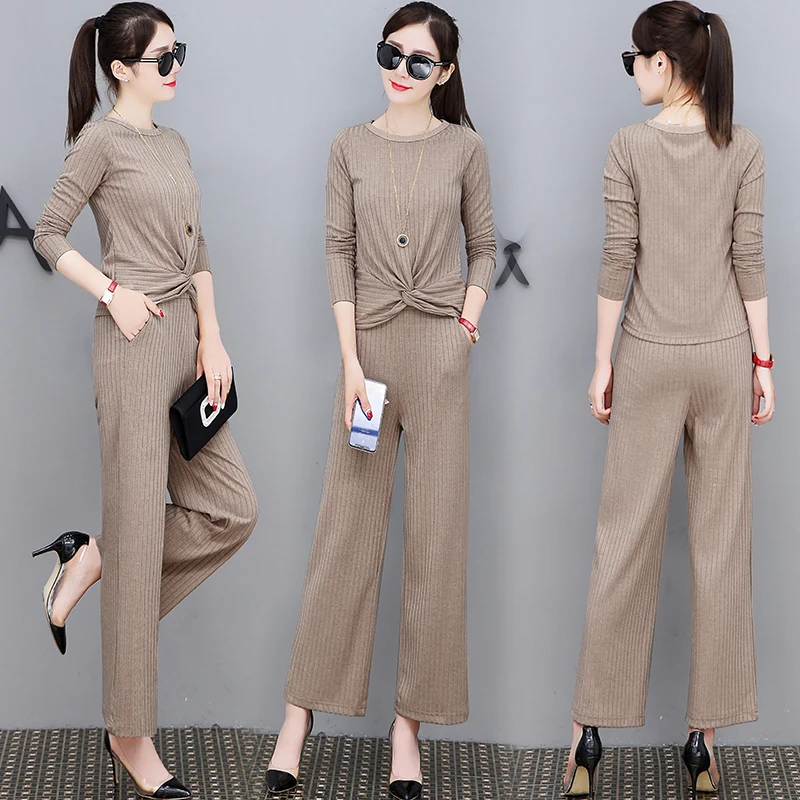 Wide-legged pants suit trousers 2018 spring and autumn Korean fashion new round neck long sleeve knitwear stripe knit clothes
Wide-legged pants suit trousers 2018 spring and autumn Korean fashion new round neck long sleeve knitwear stripe knit clothes