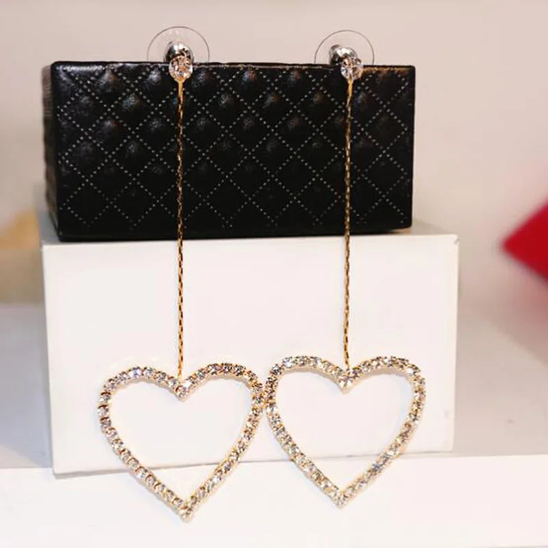 Color plating Anti allergy New Korean Rhinestones Love Heart Long Earrings Lovely drop Earrings For Women Ear Jewelry
Color plating Anti allergy New Korean Rhinestones Love Heart Long Earrings Lovely drop Earrings For Women Ear Jewelry