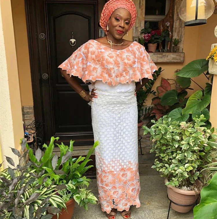 double color cord lace african cord lace fabrics with stones high quality 2018 african lace fabric for wedding dresses KYY901
double color cord lace african cord lace fabrics with stones high quality 2018 african lace fabric for wedding dresses KYY901