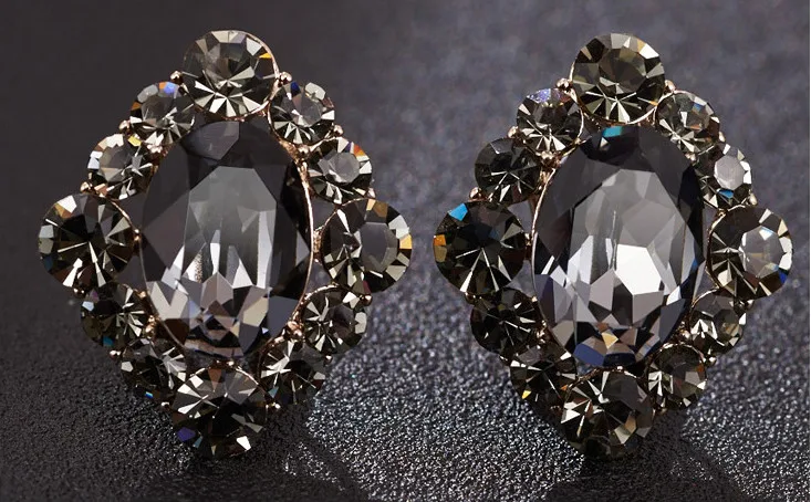 Promotion Jewelry Oval blue gray Mei red Crystal Wedding Earrings Russia USA Australia Earrings Free Shipping
Promotion Jewelry Oval blue gray Mei red Crystal Wedding Earrings Russia USA Australia Earrings Free Shipping
