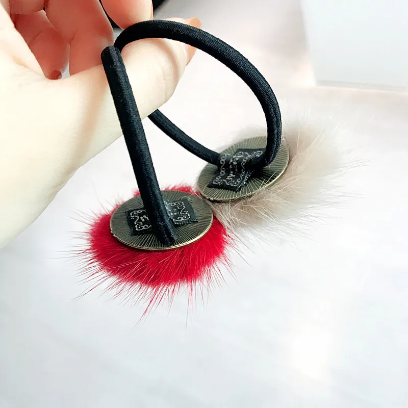 High-grade mink hair ball head rope artificial fur stretch hair band rubber band ladies fashion rhinestone hair accessories ties
High-grade mink hair ball head rope artificial fur stretch hair band rubber band ladies fashion rhinestone hair accessories ties