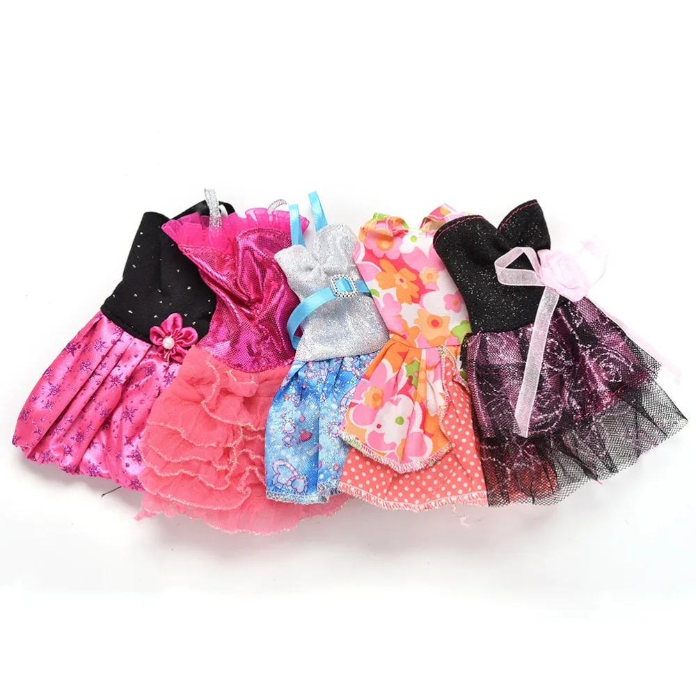 5 Pcs/lot Handmade Wedding Dress Party Gown Clothes Outfits For Doll Gift Accessories Random Style Hot Sell
5 Pcs/lot Handmade Wedding Dress Party Gown Clothes Outfits For Doll Gift Accessories Random Style Hot Sell