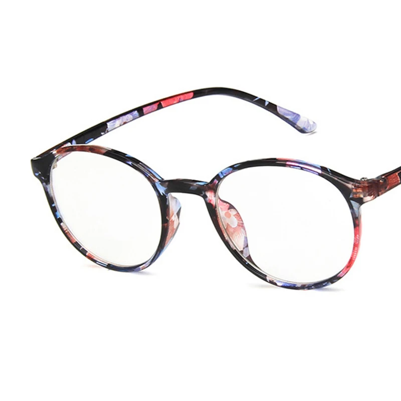 Simple men and women oval full frame glasses trend box type retro student flat mirror can be equipped with myopia frames.
Simple men and women oval full frame glasses trend box type retro student flat mirror can be equipped with myopia frames.