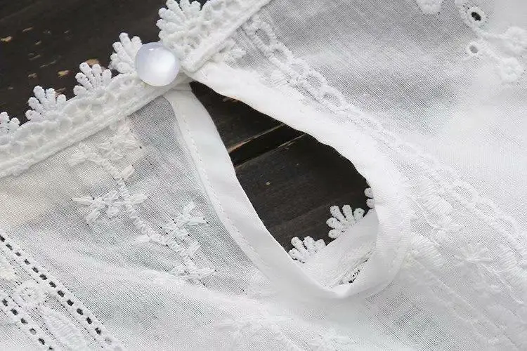2019 new summer women Japan style fresh Lace cotton blouse mori girl embroidery O-Neck short sleeve casual shirt tops women
2019 new summer women Japan style fresh Lace cotton blouse mori girl embroidery O-Neck short sleeve casual shirt tops women