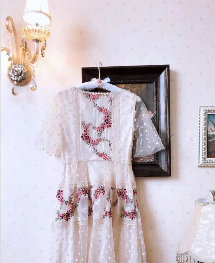 Mesh Floral Embroidery Maxi Dress Women Summer Flare Short Sleeve Flower Embroidery Women Elegant Long Party Dress
Mesh Floral Embroidery Maxi Dress Women Summer Flare Short Sleeve Flower Embroidery Women Elegant Long Party Dress