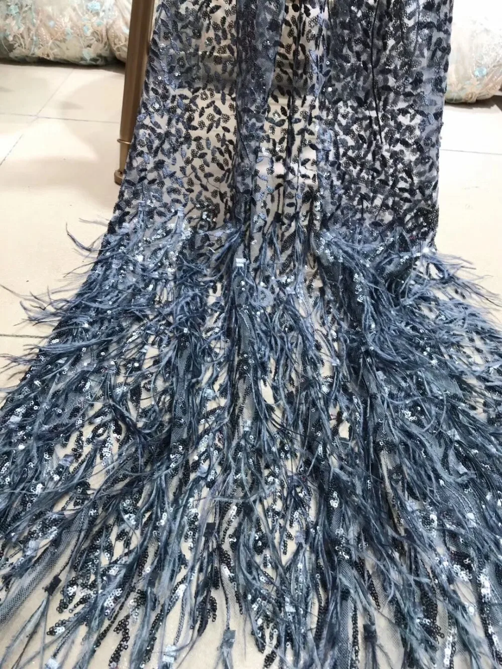 French net lace J-12145 latest feather lace fabric with super quality for bridal dress
French net lace J-12145 latest feather lace fabric with super quality for bridal dress