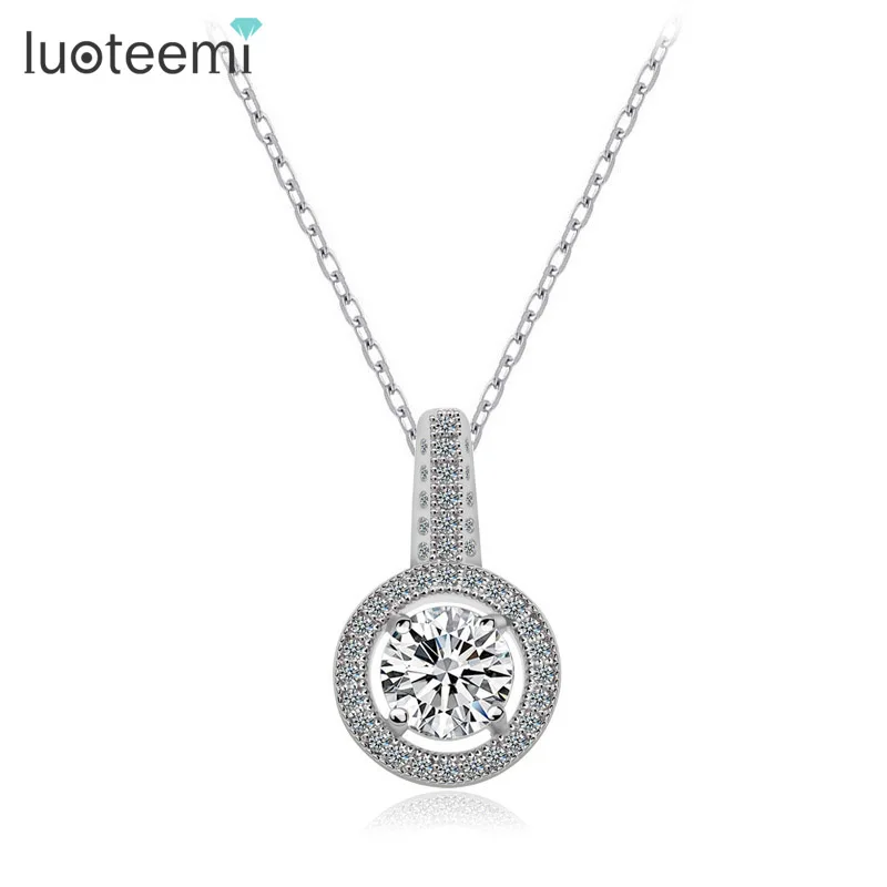 LUOTEEMI White Gold-Color Hearts & Arrows Cut 0.75 Carat Cubic Zirconia Stone Pendant Necklace for Women Luxury Sexy Jewelry
LUOTEEMI White Gold-Color Hearts & Arrows Cut 0.75 Carat Cubic Zirconia Stone Pendant Necklace for Women Luxury Sexy Jewelry
