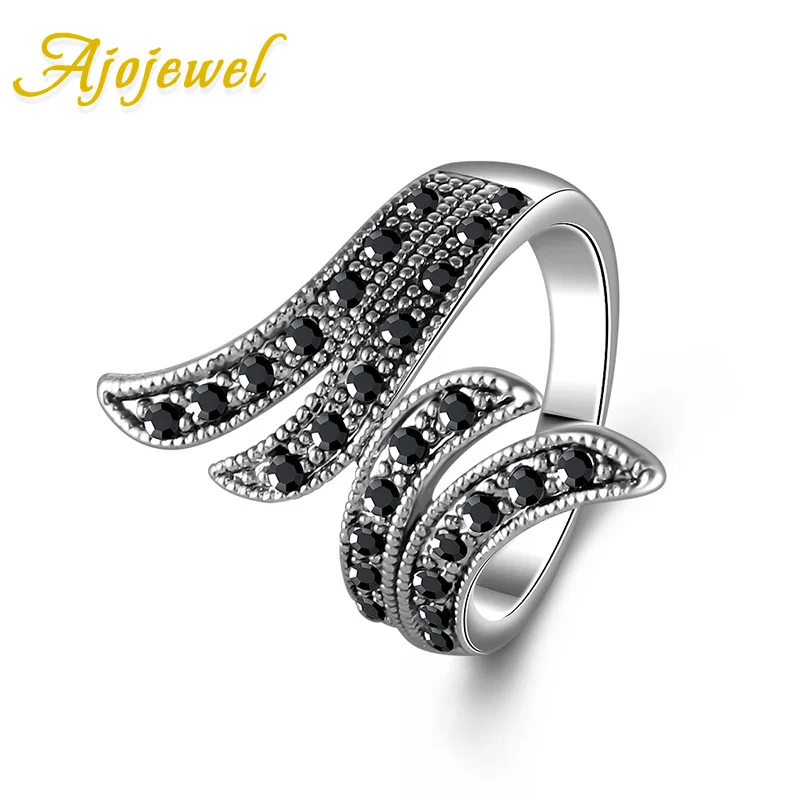 Ajojewel Retro Black Rhinestone Angel Wings Women Vintage Ring Wholesale Bague Femme
Ajojewel Retro Black Rhinestone Angel Wings Women Vintage Ring Wholesale Bague Femme
