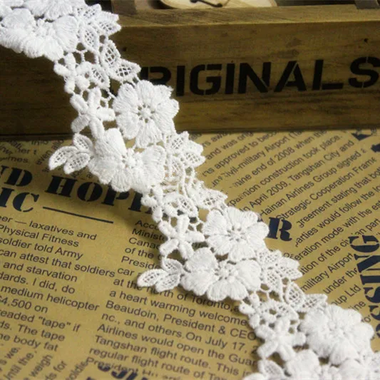 5yards / bag exquisite cotton water soluble embroidery DIY handmade clothing accessories lace width 5 cm SS225
5yards / bag exquisite cotton water soluble embroidery DIY handmade clothing accessories lace width 5 cm SS225