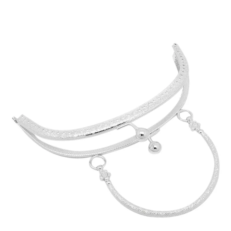 10Pcs Silver Tone DIY Purse Bag Metal Arch Frame Kiss Clasps Clutch Clips Lock Handle 16.5x9.5cm
10Pcs Silver Tone DIY Purse Bag Metal Arch Frame Kiss Clasps Clutch Clips Lock Handle 16.5x9.5cm