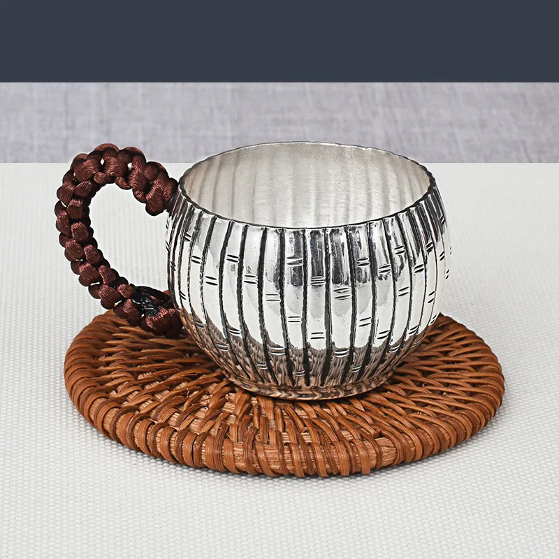 Sterling Silver Welcome guests Cup Body Anti-scalding Tea Cup Pure Handmade Silver 999 Family Silver Cup
Sterling Silver Welcome guests Cup Body Anti-scalding Tea Cup Pure Handmade Silver 999 Family Silver Cup