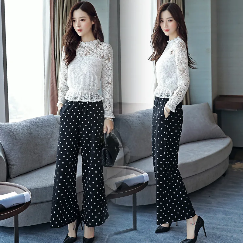 2018 spring new style women's round neck long-sleeved lace shirt + fashion style elegant trousers wide leg pants two-piece suit
2018 spring new style women's round neck long-sleeved lace shirt + fashion style elegant trousers wide leg pants two-piece suit