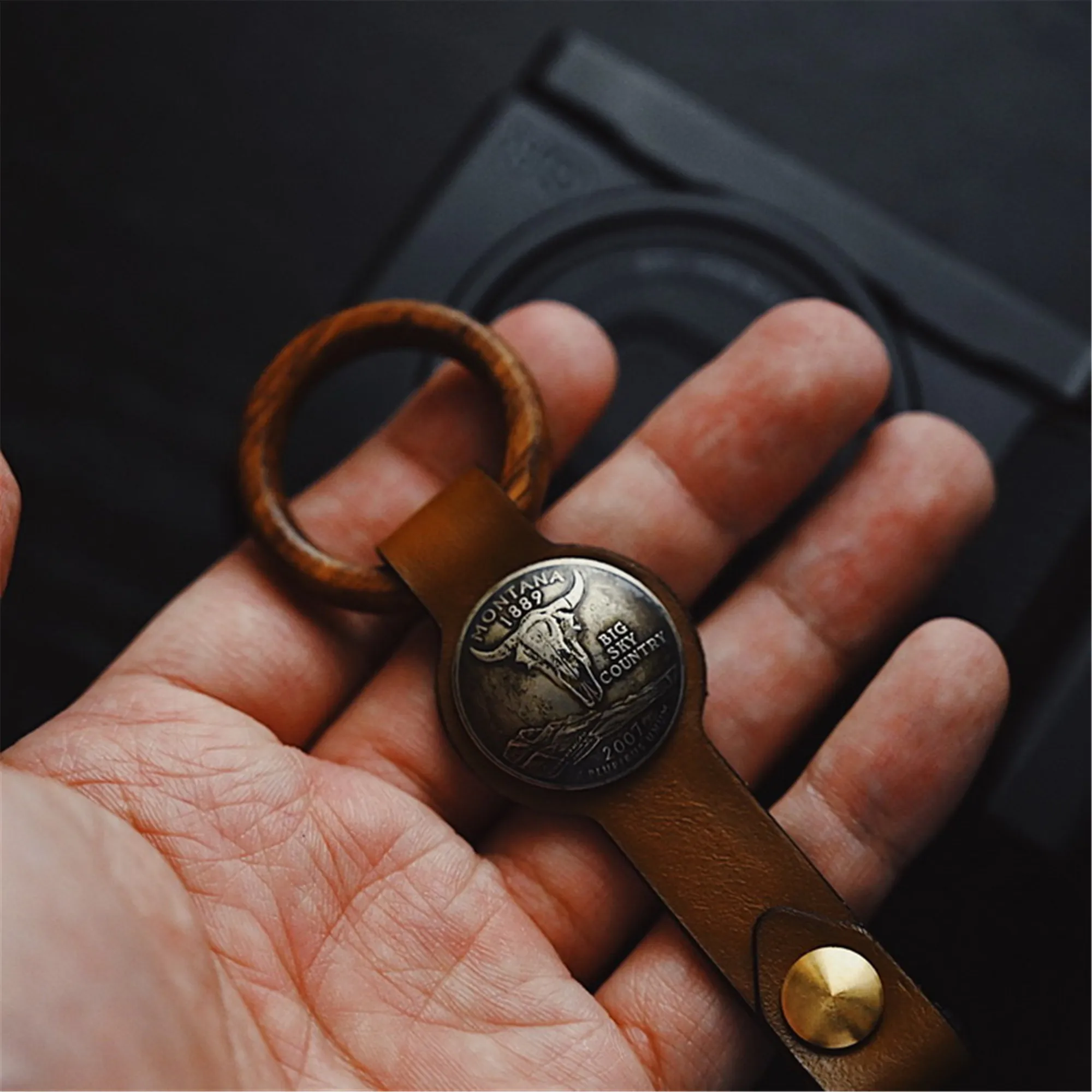 Handmade Leather Camera Wrist Hand Strap For Ricoh Leica Fuji Sony Olympus Canon Nikon Mirrorless Camera
Handmade Leather Camera Wrist Hand Strap For Ricoh Leica Fuji Sony Olympus Canon Nikon Mirrorless Camera
