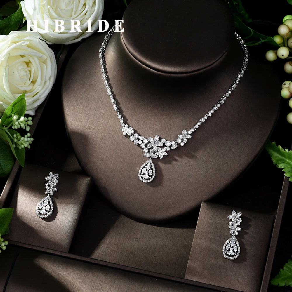 HIBRIDE Bridal Jewelry Necklace Simple Design White Cubic Zircon Necklace Bridal Wedding Accessories ensemble de bijoux N-1004
HIBRIDE Bridal Jewelry Necklace Simple Design White Cubic Zircon Necklace Bridal Wedding Accessories ensemble de bijoux N-1004