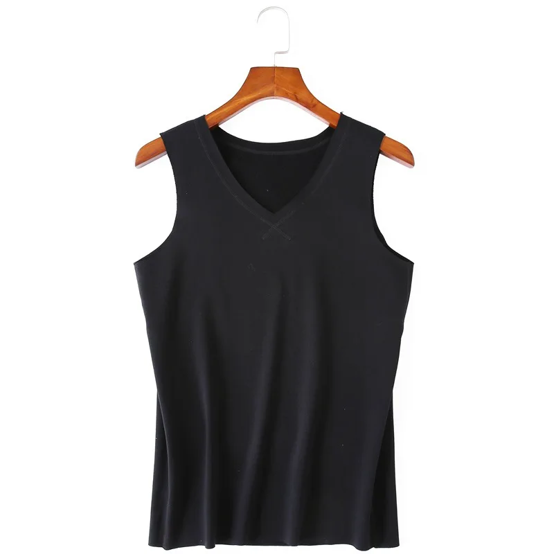 Men's winter new heating warm vests velvet fever seamless V-neck line men's free cut plus size solid vest
Men's winter new heating warm vests velvet fever seamless V-neck line men's free cut plus size solid vest
