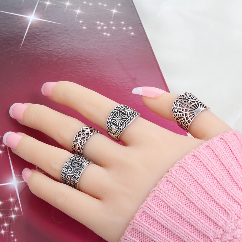 4PCS Ethnic Vintage Rings Set Women Bohemian Retro Finger Ring Hollow Out Midi Rings Fashion Jewelry
4PCS Ethnic Vintage Rings Set Women Bohemian Retro Finger Ring Hollow Out Midi Rings Fashion Jewelry