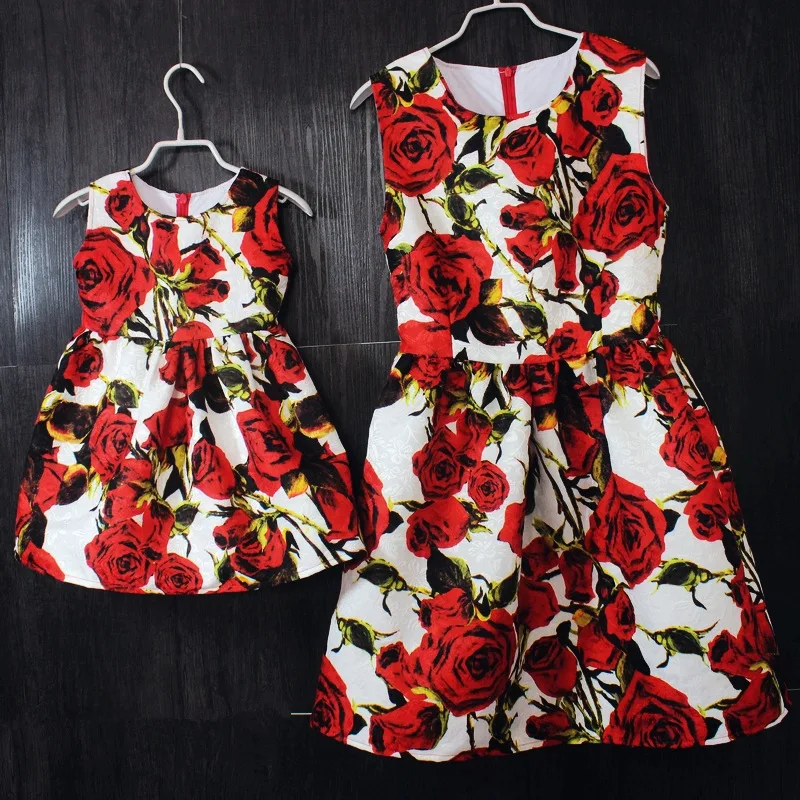 European and american style brand white with rose pleat Sleeveless skirts girl sundress kids clothes mother and daughter dresses
European and american style brand white with rose pleat Sleeveless skirts girl sundress kids clothes mother and daughter dresses