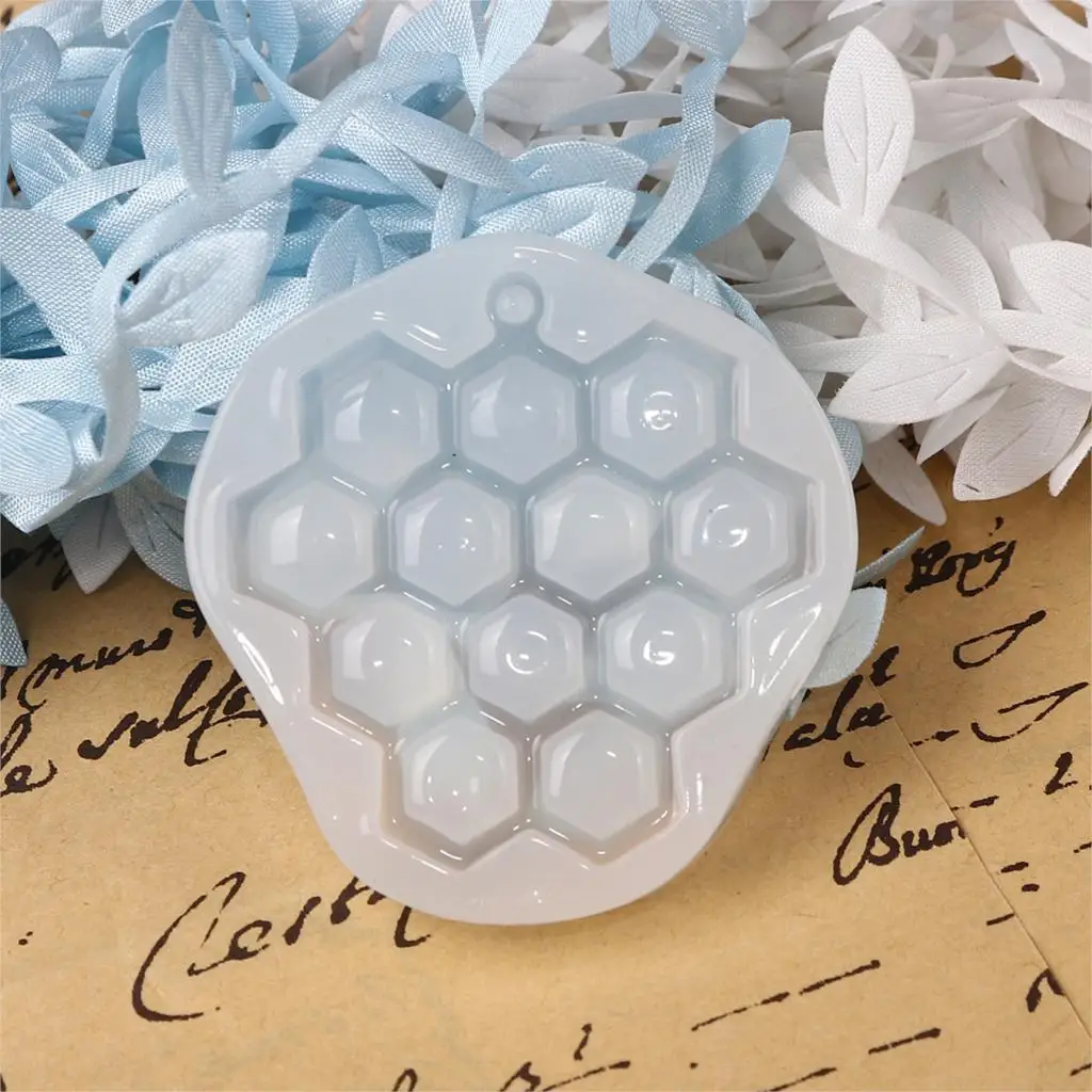 DoreenBeads Silicone Resin Mold For Jewelry Making Honeycomb White 55mm(2 1/8") x 53mm(2 1/8"), 3 PCs
DoreenBeads Silicone Resin Mold For Jewelry Making Honeycomb White 55mm(2 1/8") x 53mm(2 1/8"), 3 PCs