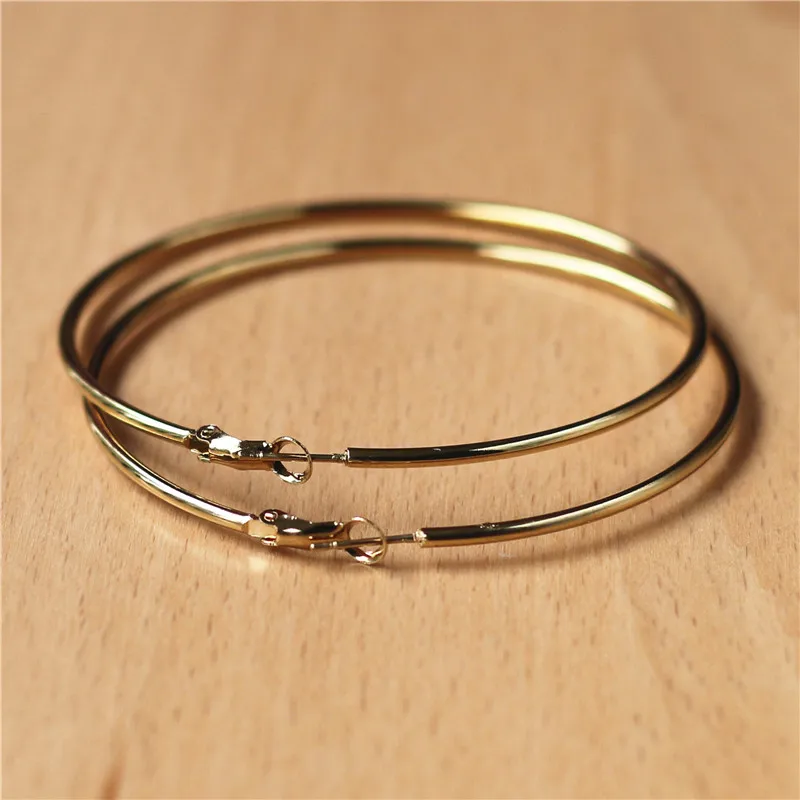 Big Size 70mm Women Hoop Earrings 316 L Stainless Steel With Vacuum Plating No Easy Fade Allergy Free
Big Size 70mm Women Hoop Earrings 316 L Stainless Steel With Vacuum Plating No Easy Fade Allergy Free