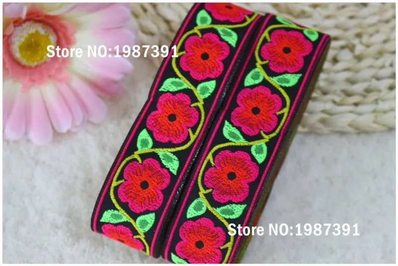 7yards/lots Woven Jacquard Ribbon 3.3cm pink and red flowers pattern LS-4616
7yards/lots Woven Jacquard Ribbon 3.3cm pink and red flowers pattern LS-4616